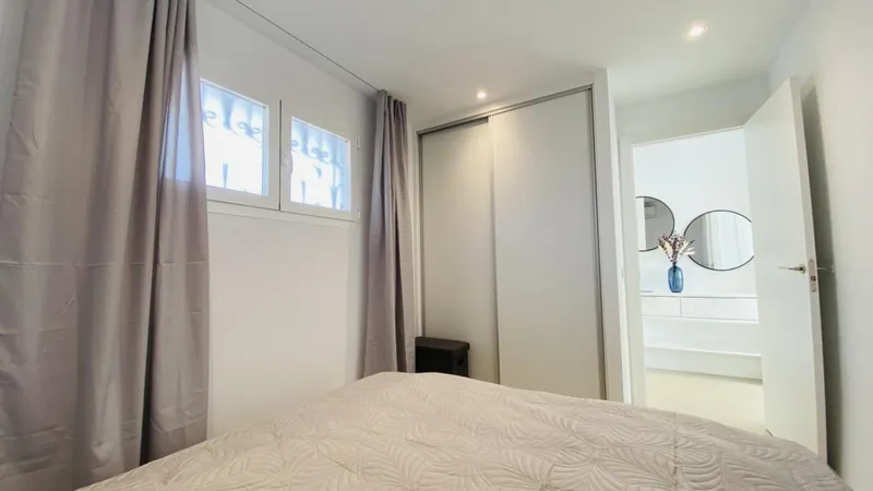 For Sale in Portals - Newly Renovated Penthouse Beach Apartment with Sea View Swimming Pool and Parking — photo 8