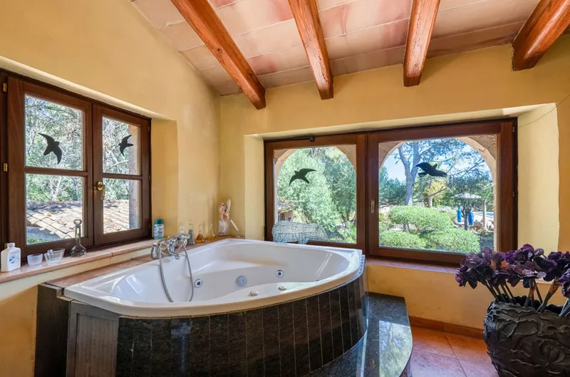 Self-sufficient finca near Portocolom with guest house at woodland edge — photo 10