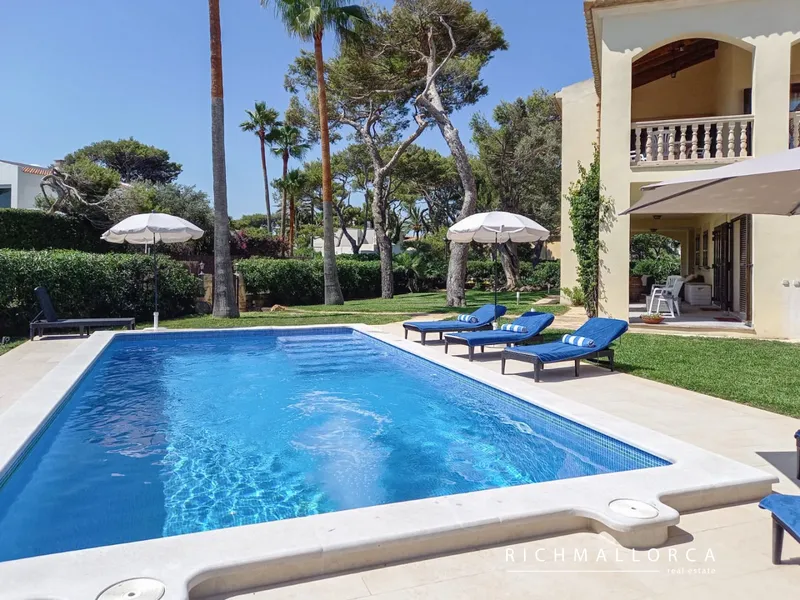 Deluxe villa with rental licence in Playa de Muro — photo 6