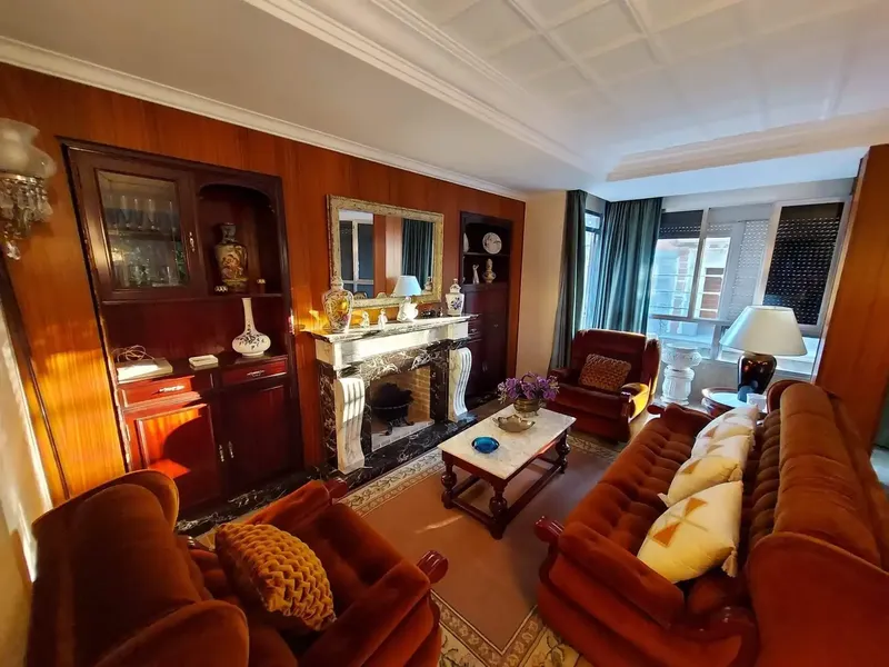 Building for sale on Baix des Cos street, with two floors and attic and terraces, the second floor is an open-plan space, the first floor is — photo 2