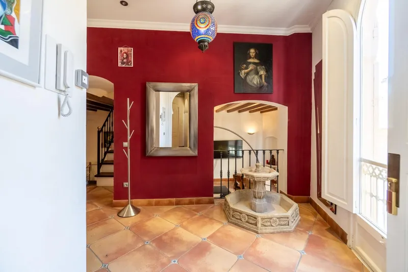 A charming duplex in the historic district — photo 4