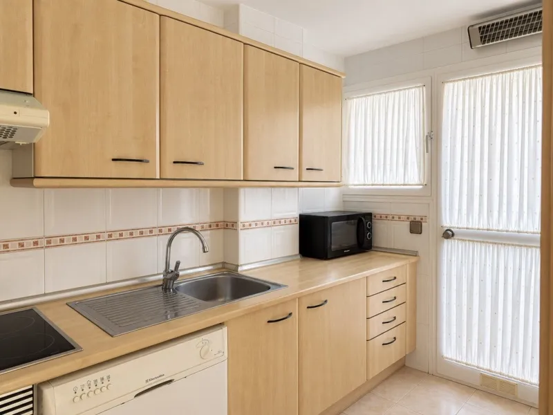 Penthouse Apartment with Harbor Panorama in Puerto Andratx Just Steps from the Yacht Marina - Port d'Andratx - 3 Bedrooms, 90 m² — photo 7