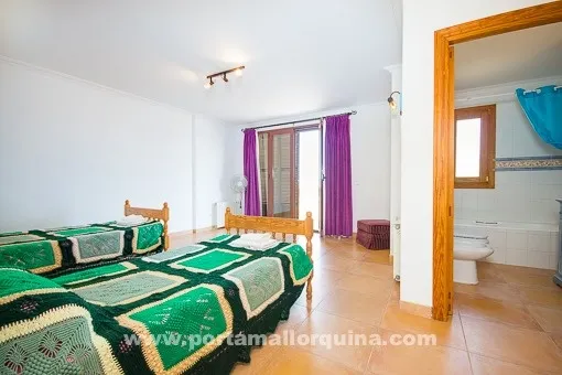 Cala Mesquida, beautiful villa on the front line in Cala Mesquida with holiday rental license for 12 people — photo 10