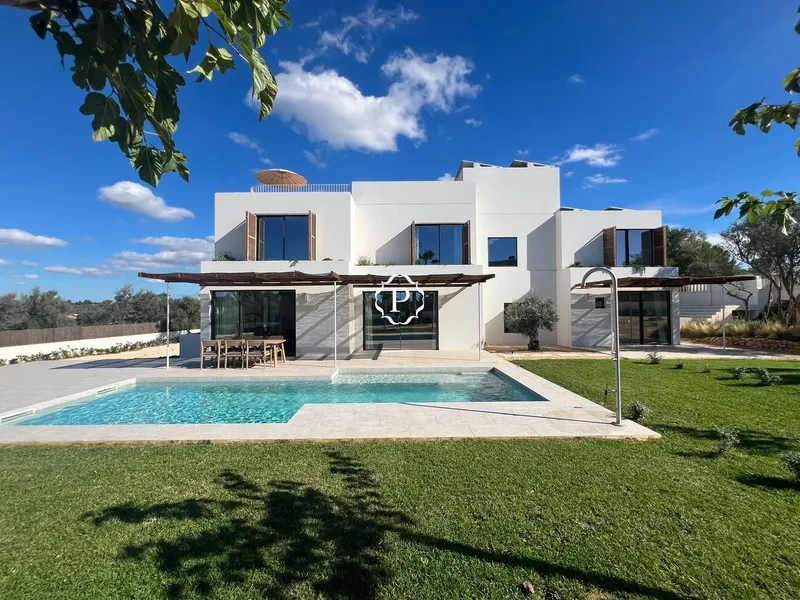 Villa for sale in Son Gual, modern new build with pool — photo 1