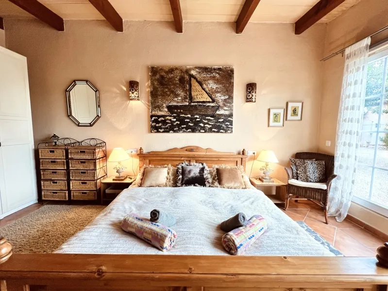 Finca property with vacation rental license in Llucmajor — photo 10