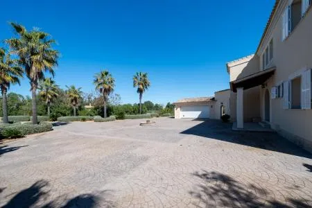 Single family house in Binissalem (Biniagual) with 487 m² built area and 14,073 m² plot — photo 11