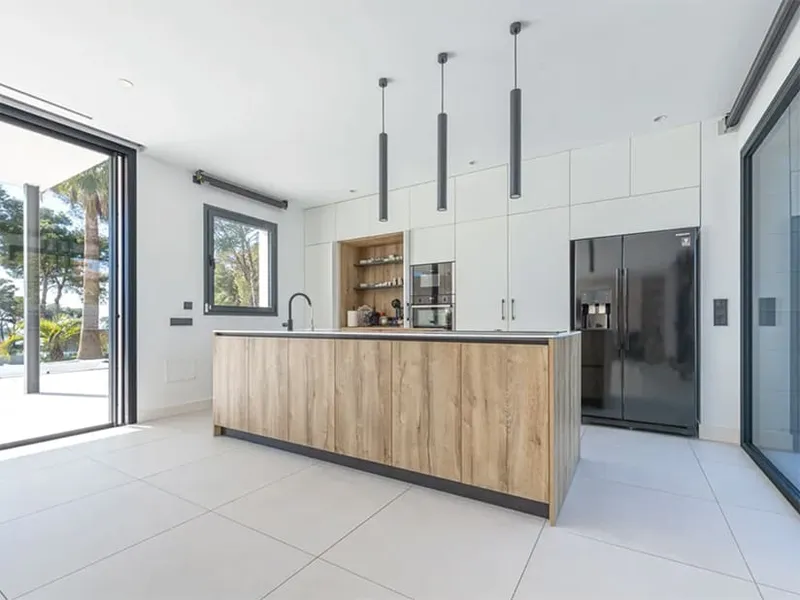 New modern villa on the first sea line in Puig de Ros — photo 10