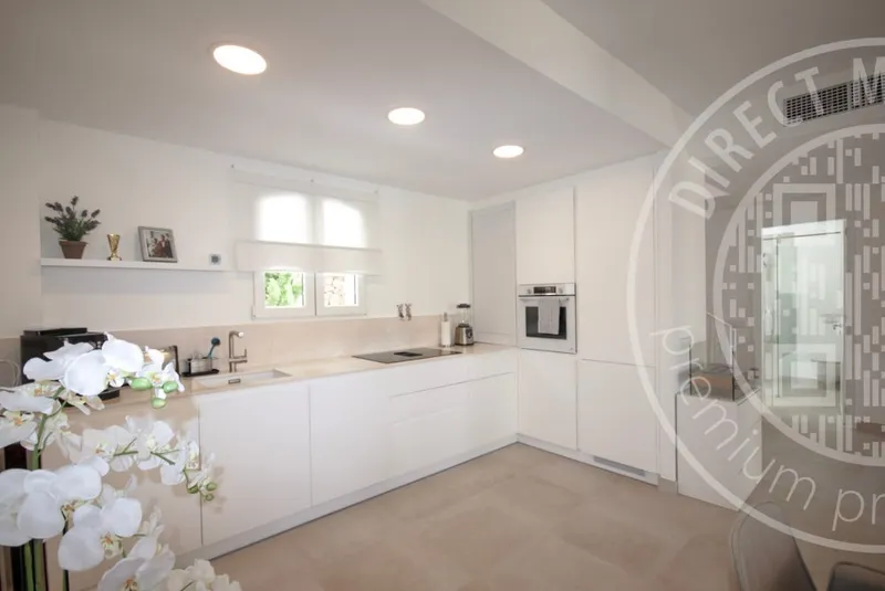 240615 – Sea View Home — photo 12