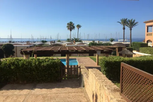 Sa Rapita, fantastic ground-floor apartment directly by the sea in Sa Ràpita, available for rent exclusively during the month of August. — photo 1