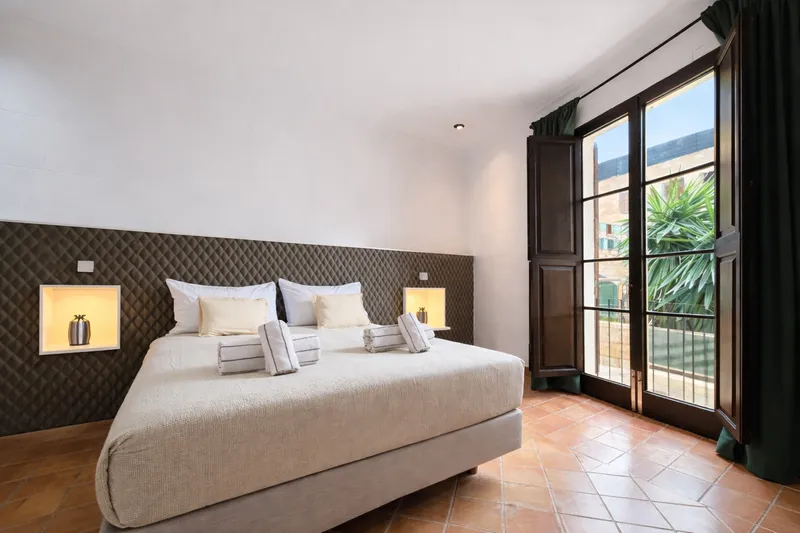 Elegant apartment with private roof terrace in the heart of Palma, with direct access to La Rambla — photo 11