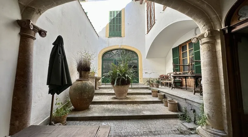 Impressive 17th century manor house in the heart of Soller — photo 8