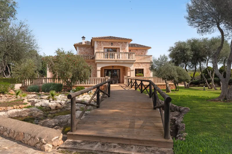 Villa Florentina – Exclusive estate with holiday license in the south of Mallorca — photo 3