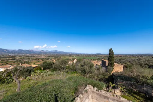 Santa Eugenia, historic rustic finca with panoramic views in Coves to renovate — photo 5