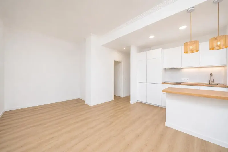 This apartment in Cala Ratjada represents an excellent opportunity for those looking for a functional and well-located home. From GestPropieda — photo 3
