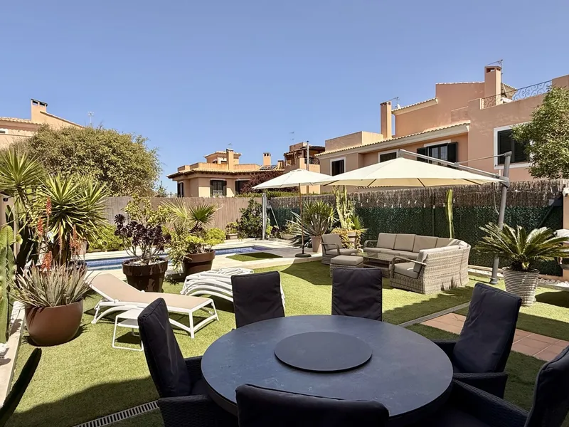 Semi-detached house with beautiful garden and swimming pool for sale — photo 7