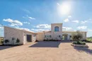 High-quality finca with large pool — photo 3