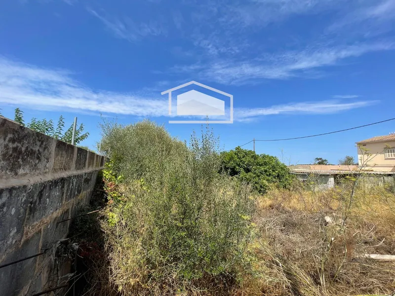 Corner urban plot of 277 m² in Ses Salines with great potential and open views — photo 7
