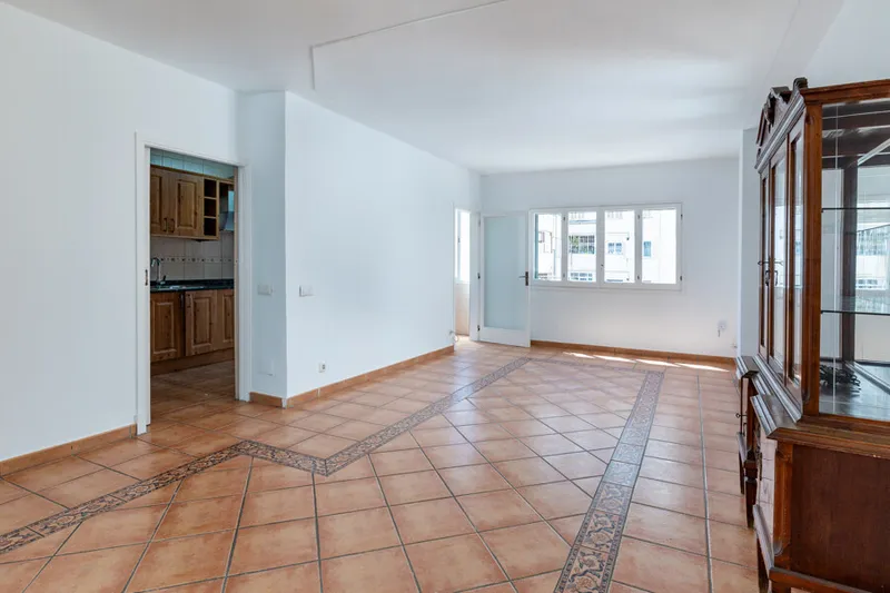 Spacious and Bright Apartment in the Centre of Palma — photo 2