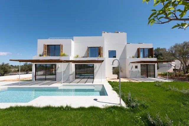 Brand new villa with views of Palma Bay for sale in Son Gual, Palma, Mallorca — photo 1