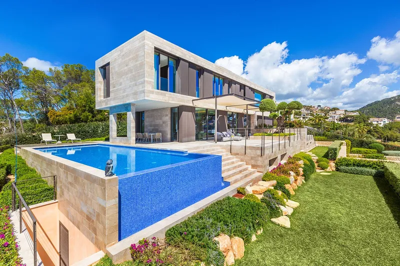 Cala Marmacén: Light-flooded luxury villa of the highest class — photo 2