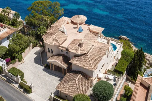 Sol de Mallorca, luxury frontline villa in Sol de Mallorca with pool and sea views, available yearly from September to July — photo 2