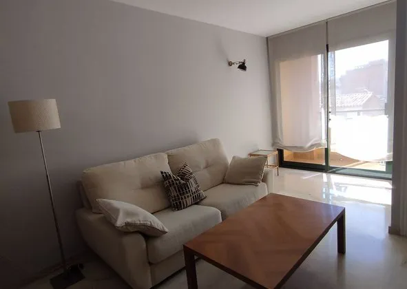 Flat / apartment in Calle de l'Arxiduc Lluís Salvador, 113, L'Olivera - Amanecer, Palma de Mallorca — photo 1