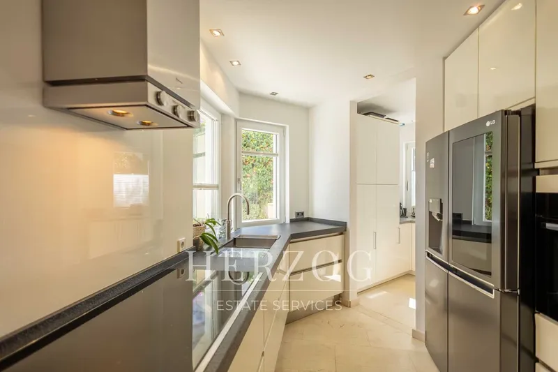 Dream villa with sea views and pool in Nova Santa Ponsa — photo 9