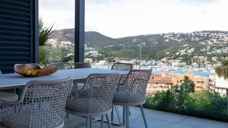 Luxury Villa - Andratx (Port Andratx), Built Surface 660m², Plot Surface 1242m², 4 Bedrooms, 4... — photo 1