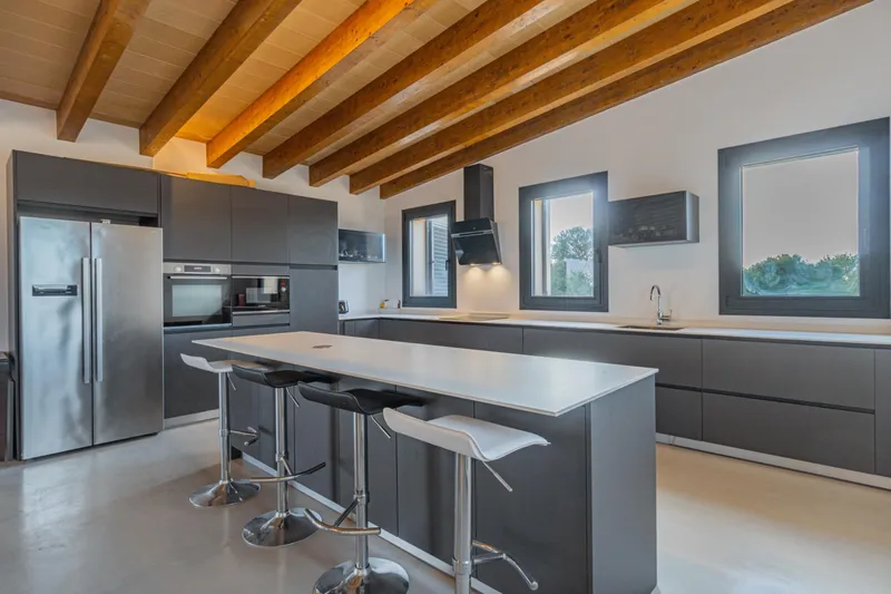 Exclusive new construction — photo 8
