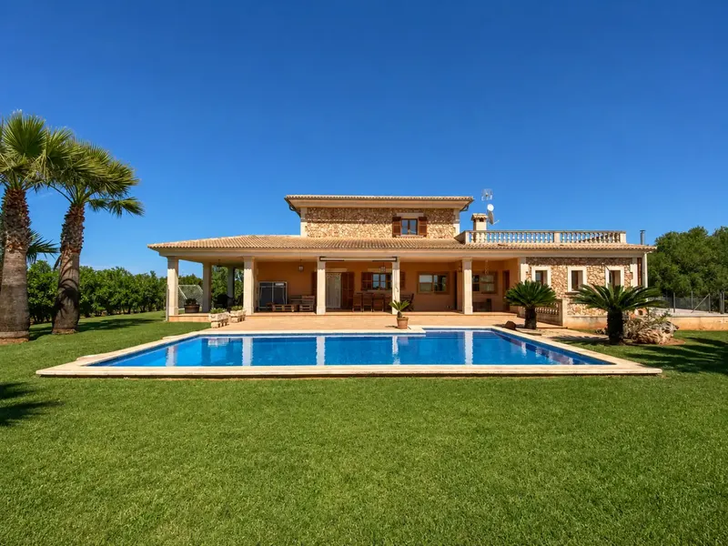 Exclusive finca with pool and large plot in Santa Margalida – available from October for seasonal or long-term rent — photo 3