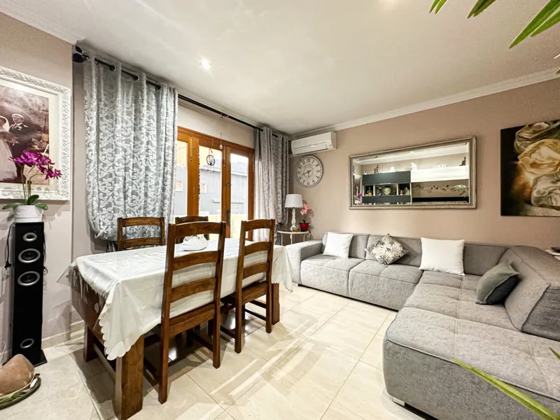 Beautiful ground floor with terrace and parking near the sea — photo 9