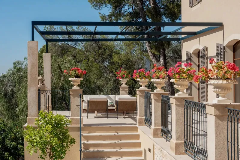 Reformed house with captivating views in Palma — photo 5