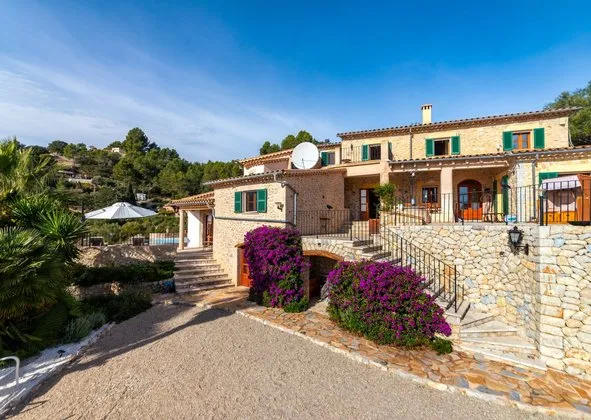 Country house in Puigpunyent — photo 3
