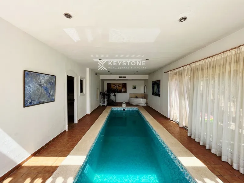 House — photo 12