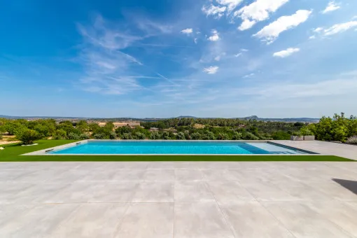 Sineu, newly-built finca in central Mallorca with wonderful sweeping views — photo 2
