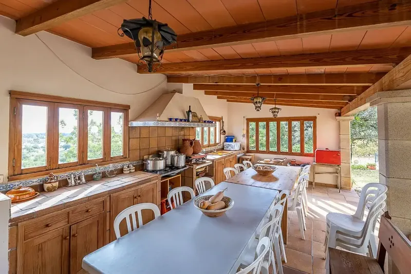 ¡Os damos la bienvenida a esta espectacular oportunidad de vivir en una gran finca residencial, sita en una de las zonas más bonitas de la l — photo 9