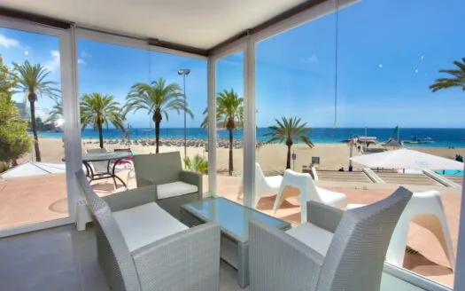 Luxury first line apartment with panoramic sea views in Calvia Beach Resort – For Sale — photo 1