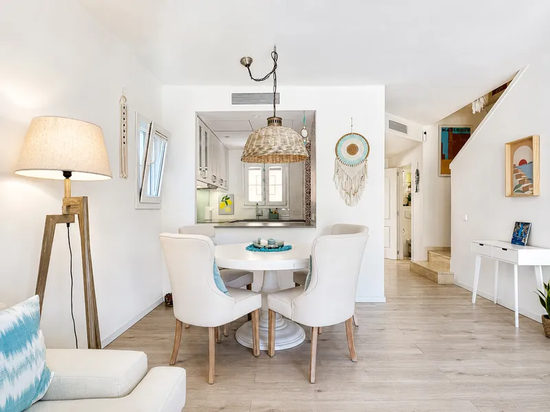 Elegant townhouse in exclusive residence next to the golf courses in Camp de Mar Mas — photo 3