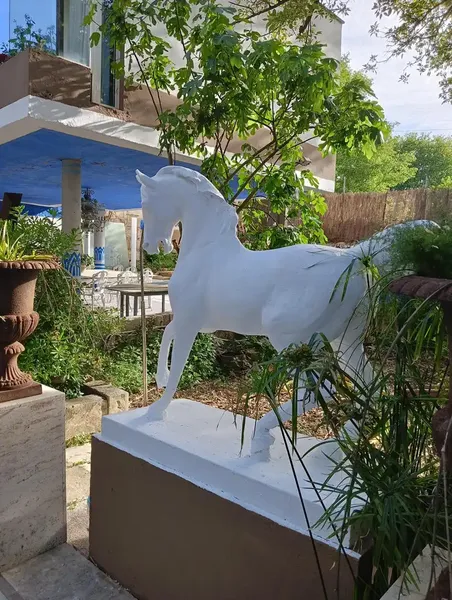 The Legacy of an Artist, We are not dealing with a conventional rustic estate, but rather the creative refuge and home of the renowned artist Joan R — photo 6