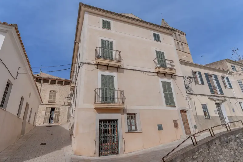Prestigious building for sale of about 800 m² usable and habitable, distributed over four floors of about 200 m² each, in the historic center — photo 5