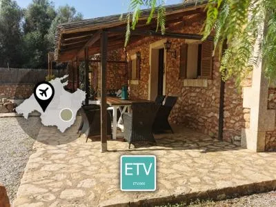 Porreres: Charming rural property with holiday rental license (ETV), well and vines — photo 3