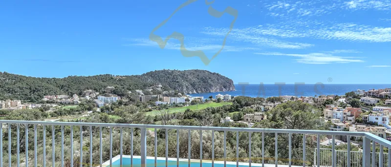 Large finca-style property in Camp de Mar on Mallorca with panoramic and sea views — photo 9