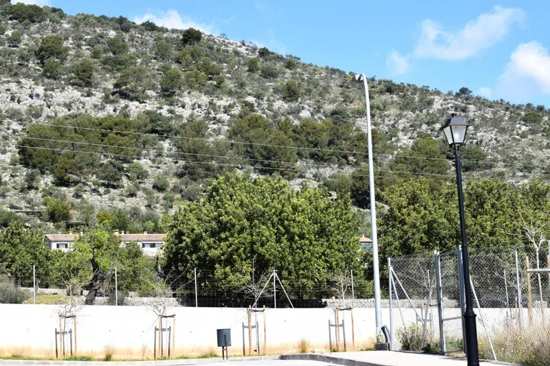 Plot for sale in Alaró with excellent construction potential — photo 3
