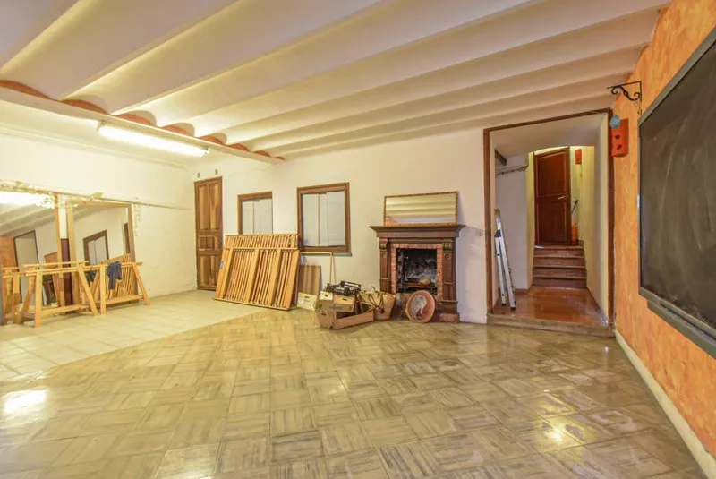Centrally located town house with patio and terrace in Sóller — photo 10