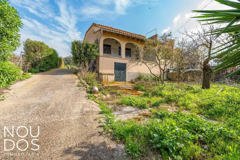 Rural or Farmhouse in Alaró, Province of Balearic Islands — photo 1