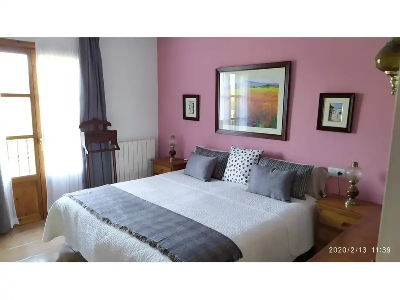 Country house with character, fully legal — photo 7