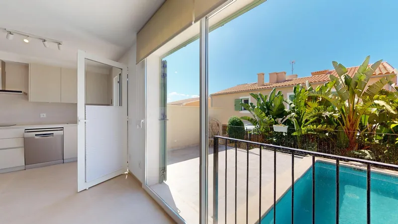 New semi-detached chalet with 4 bedrooms on two floors with private pool in Sa Cabaneta — photo 3