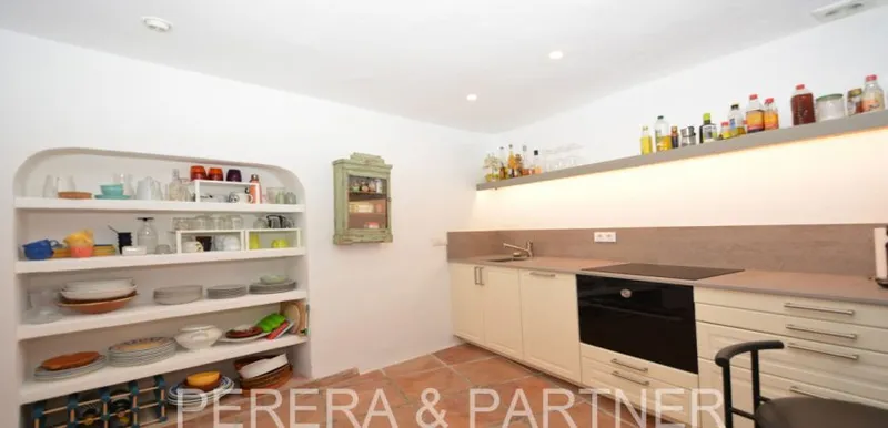 Ref.: 669: Beautiful townhouse with 3 terraces in the old-town of Capdepera — photo 5