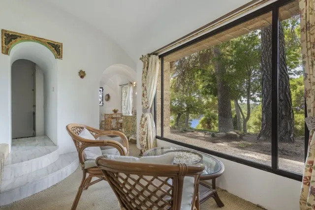 Sea view stone villa with extension license for sale in Formentor, Mallorca — photo 10