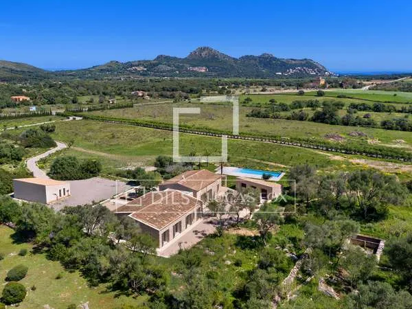 Country house of 460m² with 55m² terrace for sale in Capdepera — photo 12